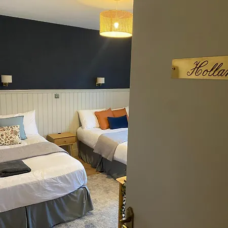 Bed and Breakfast Coastal Way - Near Cliffs Of Moher 3*